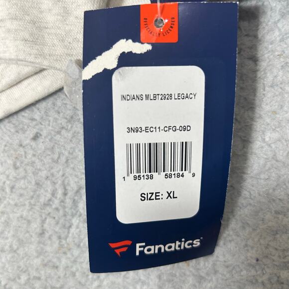 NWT Cleveland Indians‎ Hoodie Fanatics Gray Cream Pullover Size XL MLB Baseball - Picture 9 of 13